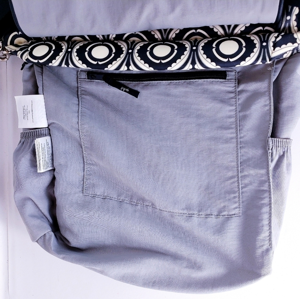 PETUNIA Pickle Bottom Boxy Backpack/Crossbody Diaper Bag Evening In Islington - Picture 11 of 12